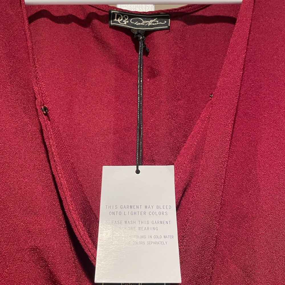 Blouse - Picture 2 of 3
